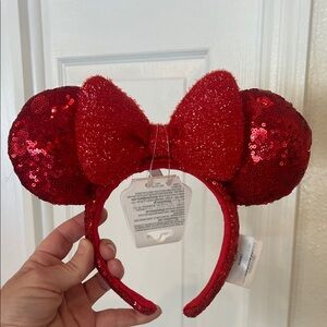 Disney parks Minnie ears red sequins